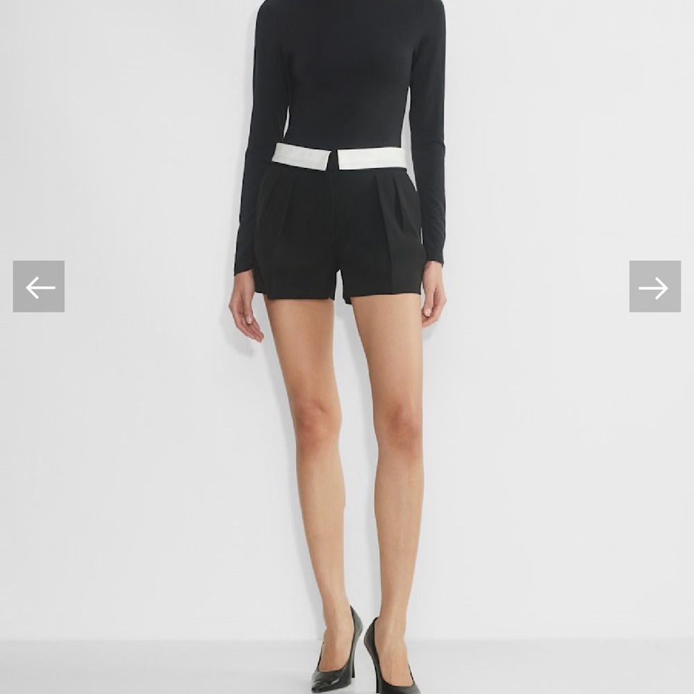 Aritzia High Waist Black and White Shorts